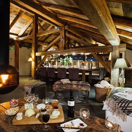 Debussy - Our Elegant Chalet